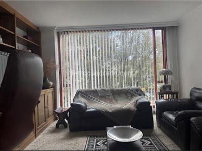 Casa en venta en Santa Barbara, Bogotá · foto 8 de 14