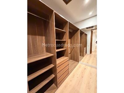 Apartamento de 3 alcobas en venta en Country Club, Bogotá, 255 m² · foto 12 de 19