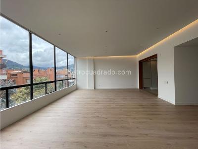 Apartamento de 3 alcobas en venta en Country Club, Bogotá, 255 m² · foto 16 de 19