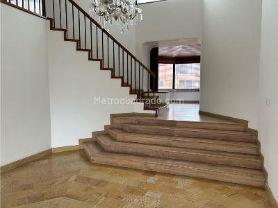 Apartamento en venta en El Nogal, Bogotá · foto 3 de 20