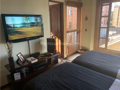 Apartamento de 2 alcobas en venta en Chico, Bogotá, 67 m² · foto 2 de 11