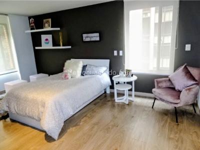Apartamento de 3 alcobas en venta en Chico, Bogotá, 350 m² · foto 13 de 19