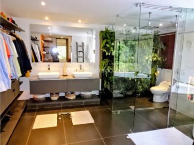 Apartamento de 3 alcobas en venta en Chico, Bogotá, 350 m² · foto 16 de 19