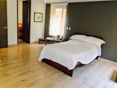 Apartamento de 3 alcobas en venta en Chico, Bogotá, 350 m² · foto 17 de 19