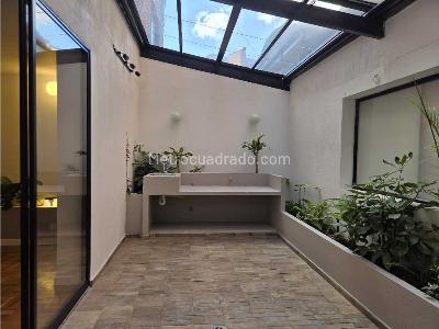 Apartamento de 3 alcobas en venta en Los Rosales, Bogotá, 250 m² · foto 7 de 20