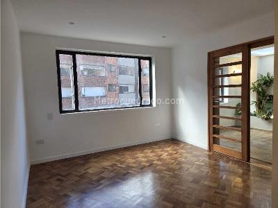 Apartamento de 3 alcobas en venta en Los Rosales, Bogotá, 250 m² · foto 10 de 20