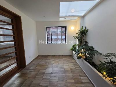 Apartamento de 3 alcobas en venta en Los Rosales, Bogotá, 250 m² · foto 12 de 20