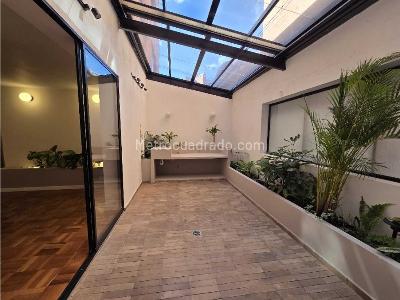 Apartamento de 3 alcobas en venta en Los Rosales, Bogotá, 250 m² · foto 15 de 20