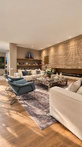Apartamento de 3 alcobas en arriendo en Los Rosales, Bogotá, 380 m² · foto 2 de 8