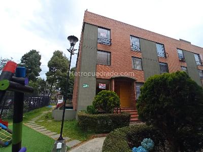 Casas en Venta en Hayuelos, Bogotá . - Vivienda Nueva y Usada