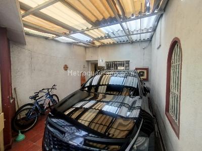 Casa de 3 alcobas en venta en Villa Mayor, Bogotá, 72 m² · foto 2 de 20