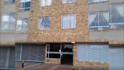 Apartamento de 3 alcobas en venta en Bravo Paez, Bogotá, 60 m² · foto 1 de 20