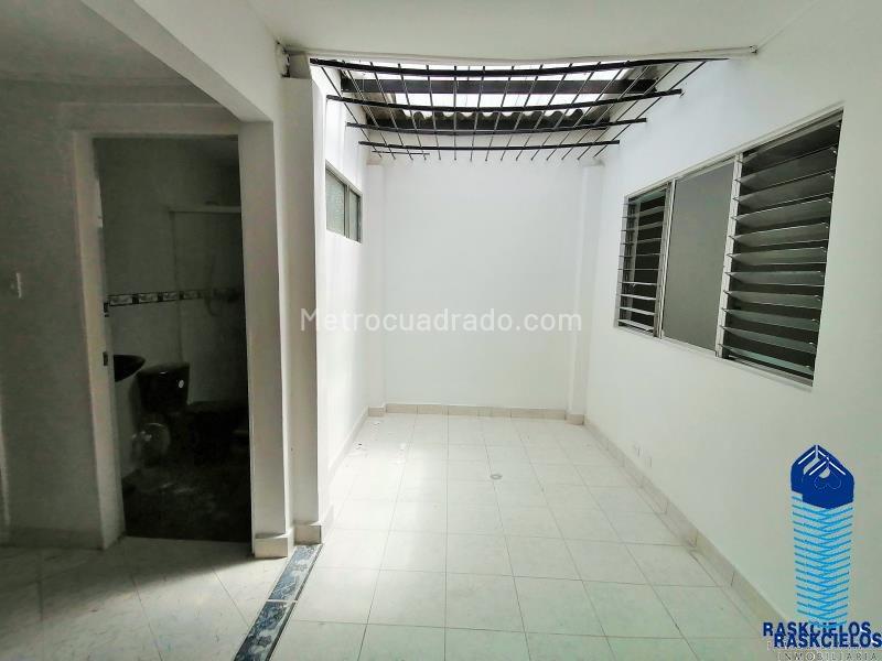 5BR House with 3 Bathrooms in La Castellana (252 m²) - 9