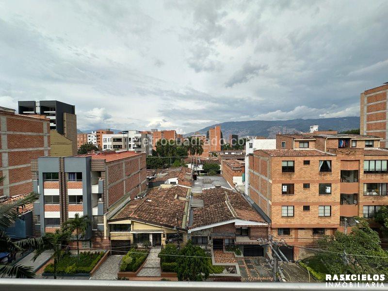 Spacious 3BR Apartment in Belen Alameda - 8