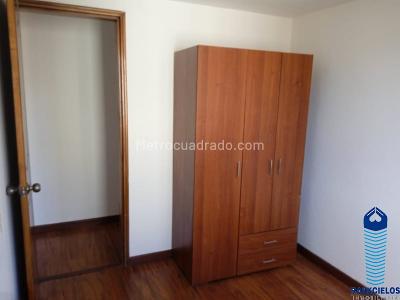 Apartamento de 3 alcobas en arriendo en Rodeo Alto, Medellín, 80 m² · foto 12 de 20
