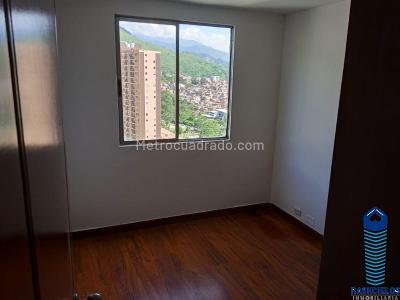 Apartamento de 3 alcobas en arriendo en Rodeo Alto, Medellín, 80 m² · foto 13 de 20