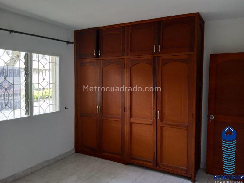 Casa Amplia de 4 Alcobas en El Nogal - 4