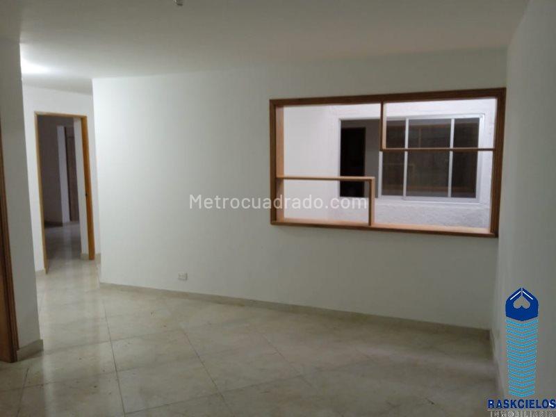 Casa Amplia de 4 Alcobas en El Nogal - 6