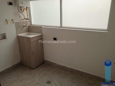 Apartamento de 3 alcobas en venta en La Castellana, Medellín, 99 m² · foto 7 de 20