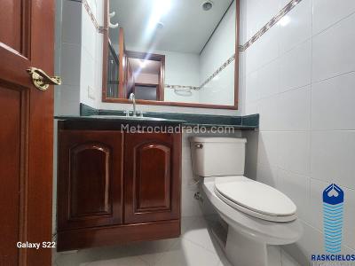 Apartamento de 3 alcobas en venta en Laureles, Medellín, 120 m² · foto 8 de 20