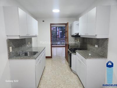 Apartamento de 3 alcobas en venta en Laureles, Medellín, 120 m² · foto 18 de 20