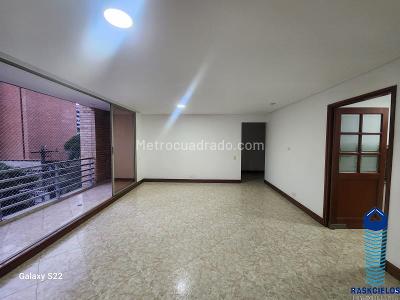 Apartamento de 3 alcobas en venta en Laureles, Medellín, 120 m² · foto 20 de 20