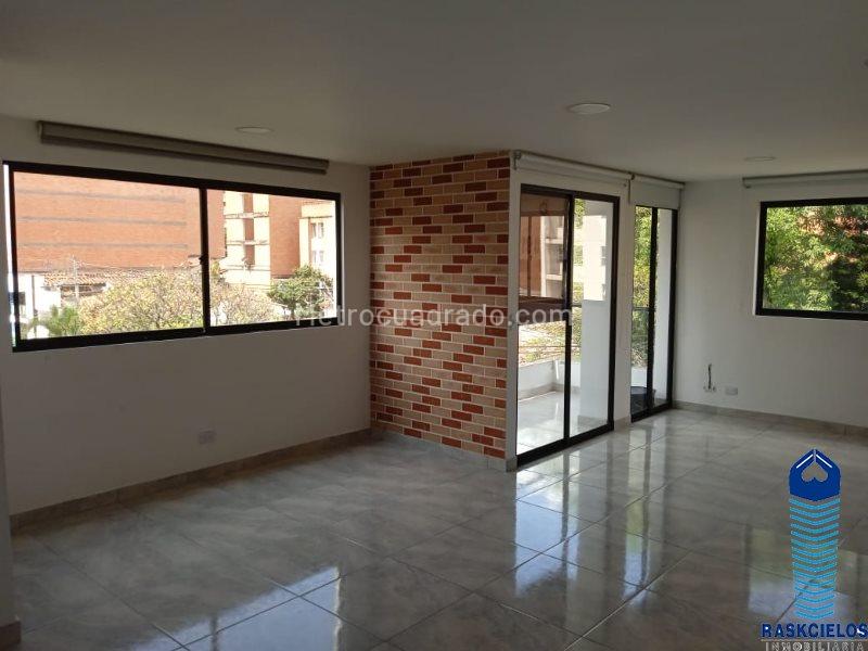 Apartamento de 3 Alcobas con Gas Natural y 2 Balcones en El Nogal - 6