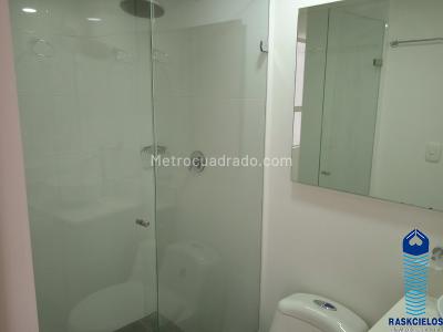 Apartamento de 2 alcobas en arriendo en Loma De Los Bernal, Medellín, 56 m² · foto 17 de 20