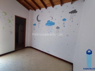 Apartamento de 3 alcobas en venta en La Castellana, Medellín, 200 m² · foto 14 de 20