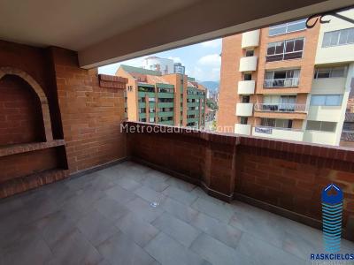 Apartamento de 3 alcobas en venta en La Castellana, Medellín, 200 m² · foto 18 de 20