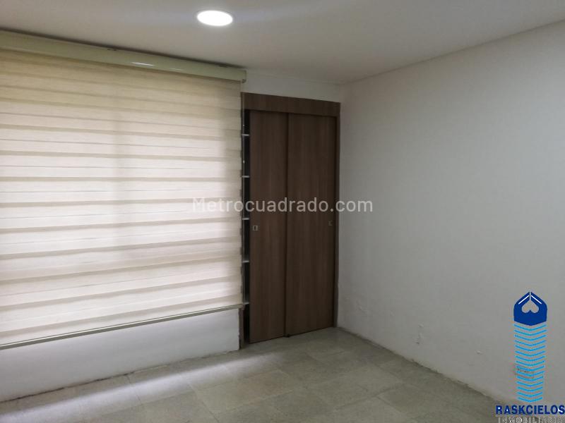 Spacious 3BR House Near Unicentro in Belen - 8