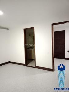 Apartaestudio en arriendo en Laureles, Medellín, 51 m² · foto 7 de 12