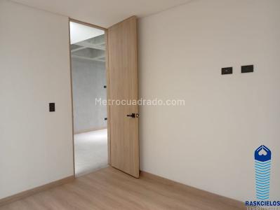 Apartamento de 2 alcobas en venta en Laureles, Medellín, 180 m² · foto 10 de 19