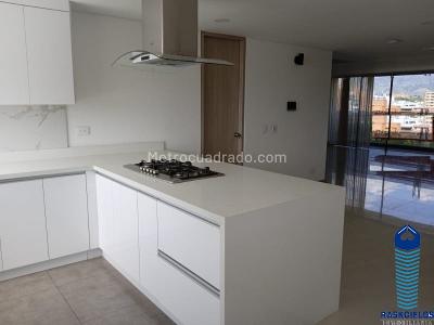 Apartamento de 4 alcobas en venta en Belen, Medellín, 311 m² · foto 12 de 20