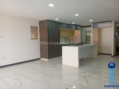 Apartamento de 3 alcobas en venta en Laureles, Medellín, 200 m² · foto 4 de 20