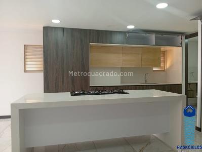 Apartamento de 3 alcobas en venta en Laureles, Medellín, 200 m² · foto 5 de 20