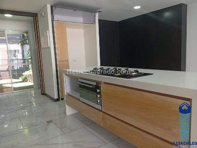 Apartamento de 3 alcobas en venta en Laureles, Medellín, 200 m² · foto 8 de 20