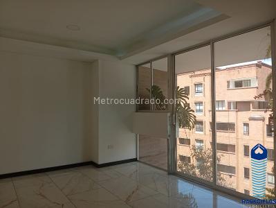 Apartamento de 3 alcobas en venta en Laureles, Medellín, 200 m² · foto 10 de 20