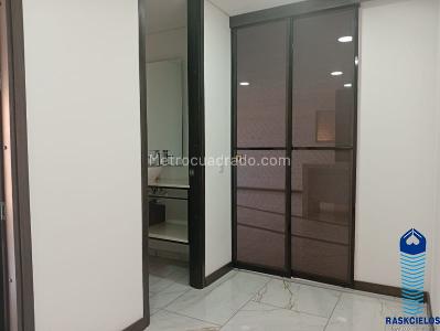 Apartamento de 3 alcobas en venta en Laureles, Medellín, 200 m² · foto 18 de 20