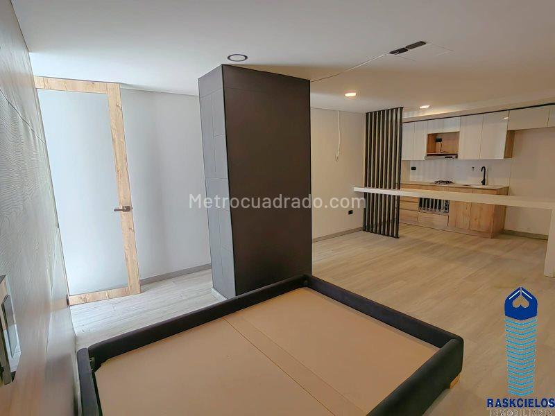 Loft-Style Studio Apartment for Rent in Conquistadores - 6
