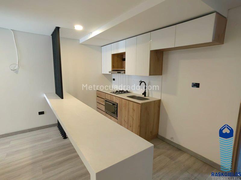 Loft-Style Studio Apartment for Rent in Conquistadores - 9