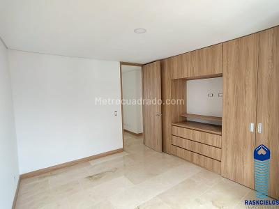Apartamento de 3 alcobas en venta en Laureles, Medellín, 130 m² · foto 12 de 20