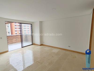 Apartamento de 3 alcobas en venta en Laureles, Medellín, 130 m² · foto 15 de 20