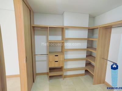 Apartamento de 3 alcobas en venta en Laureles, Medellín, 130 m² · foto 19 de 20