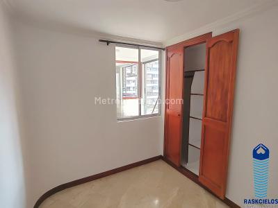 Apartamento de 3 alcobas en arriendo en Laureles, Medellín, 102 m² · foto 13 de 20