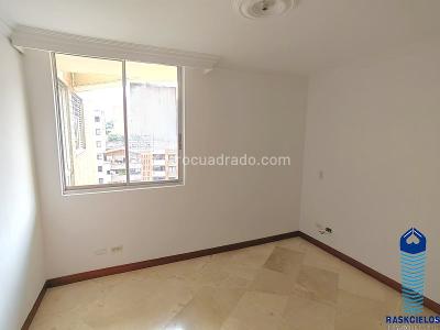 Apartamento de 3 alcobas en arriendo en Laureles, Medellín, 102 m² · foto 14 de 20