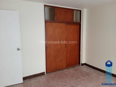 Casa de 5 alcobas en venta en La America, Medellín, 290 m² · foto 7 de 19