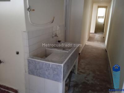 Casa de 5 alcobas en venta en La America, Medellín, 290 m² · foto 9 de 19