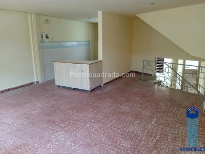 Casa de 5 alcobas en venta en La America, Medellín, 290 m² · foto 11 de 19