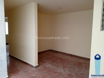 Casa de 5 alcobas en venta en La America, Medellín, 290 m² · foto 17 de 19